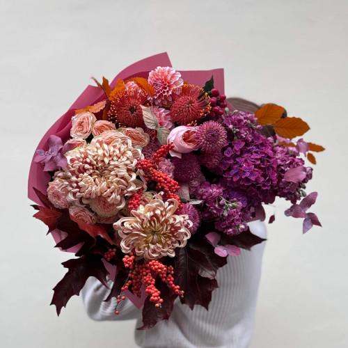 Розкішний букет в теплих кольорах «Осіння ніч»