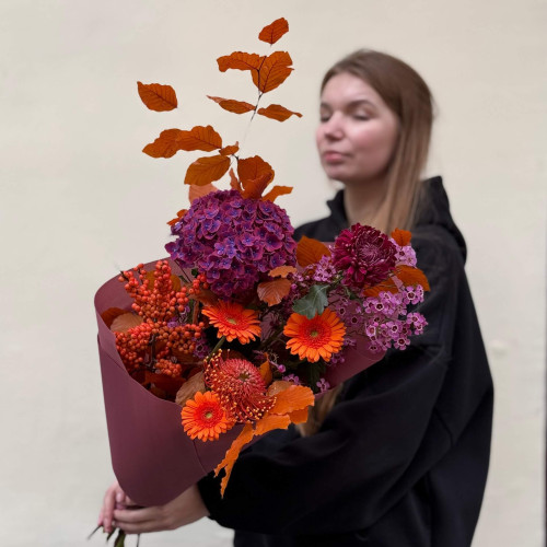 Яскравий осінній букет «Сяючий захід»