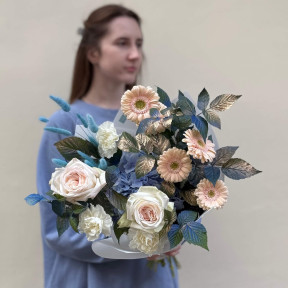 Мальовничий пастельний букет «Проблиск неба»