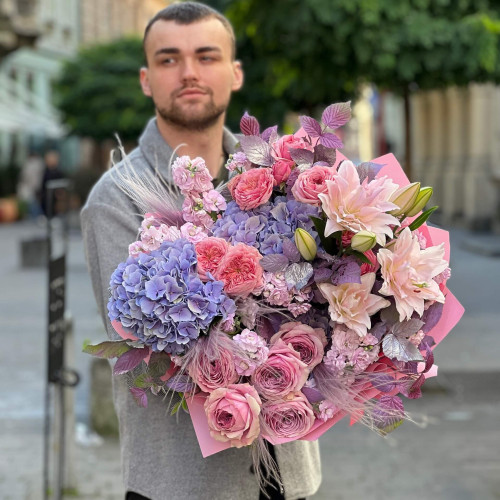 Delicate voluminous pink and lilac bouquet «Floral Poetry»