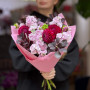 Ягідний букет з матіолою та жоржинами «Малиновий чізкейк»