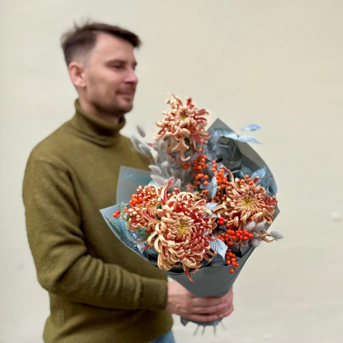 Осінній букет з хризантемою Vienna Copper «Перший іній»