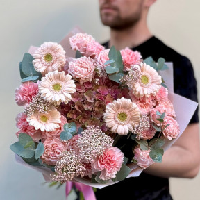 Ніжний букет у рожевих відтінках «Осіння соната»