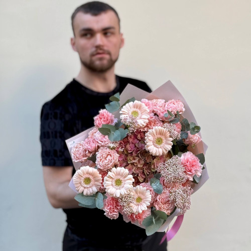 Ніжний букет у рожевих відтінках «Осіння соната»