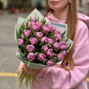 25 Katinka peony-shaped tulips in the bouquet «Lilac Mood»