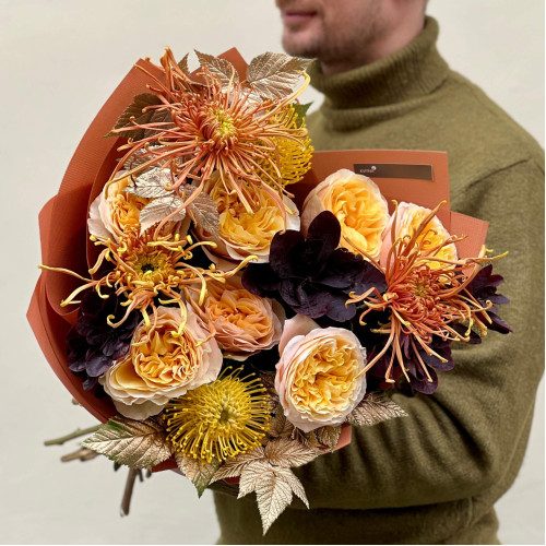 Осінній настроєвий букет з півонієвидною трояндою King’s Cross «Сяйво золота»