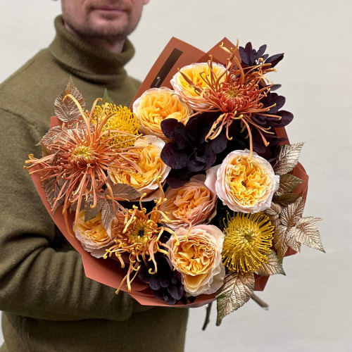 Осінній настроєвий букет з півонієвидною трояндою King’s Cross «Сяйво золота»