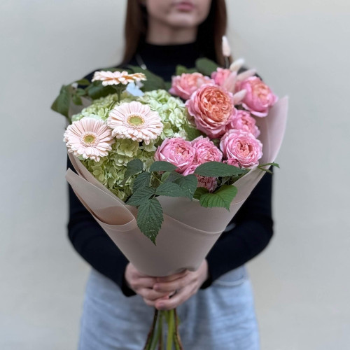 Ніжний букет в персикових тонах «Приємні сподівання»