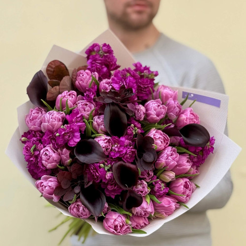 Яскравий букет у фіолетових тонах «Нічний Львів»