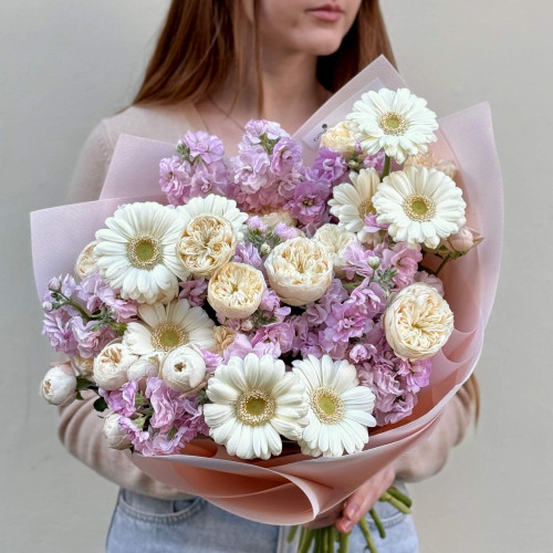 Светлый ароматный букет «Ванильный эклер»