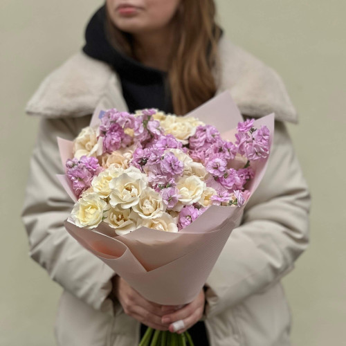Delicate bouquet with Cream Majolika spray roses and та fragrant matthiola «Lilac Meringue»