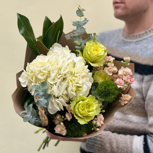 Цікавий букет з трояндою Lime X-Pression «Цитринка для Катеринки»