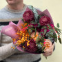 Unusual bouquet in autumn colors with Bigoudi chrysanthemums «Katerina's Feelings»