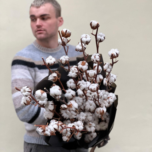 Стильный интерьерный букет из 11 веток хлопка «Воздушная нежность»