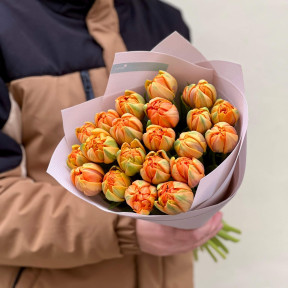 21 строкатий півонієподібний помаранчевий тюльпан у букеті «Мандариновий цьом»