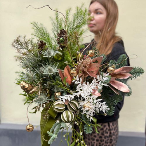 Повітряна святкова композиція «Буде сніг»