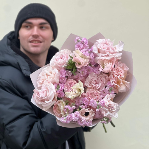 Пастельный нежный букет с анемонами «Зефирное вдохновение»