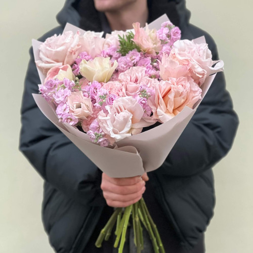 Пастельный нежный букет с анемонами «Зефирное вдохновение»