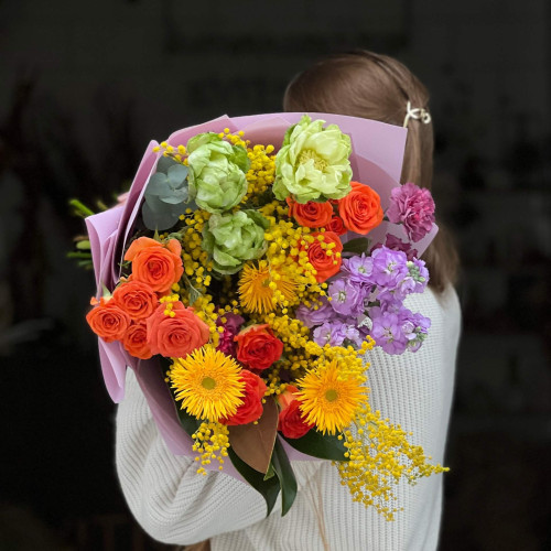 Яскравий різнобавний букет «Натхнення кольором»