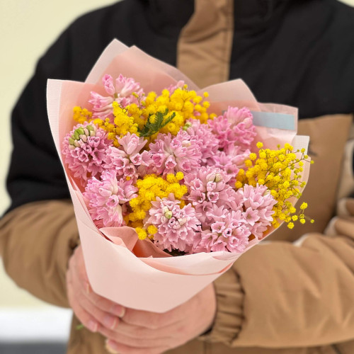 Lovely bouquet of 13 pink hyacinths and mimosa «Fragrant Surprise»