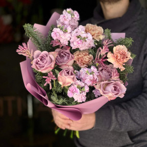 Зимовий букет з трояндою Memory Lane «Вечірня Прага»