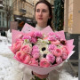 Ніжний букет з ранункулюсами та півоніями «Рожева весна»