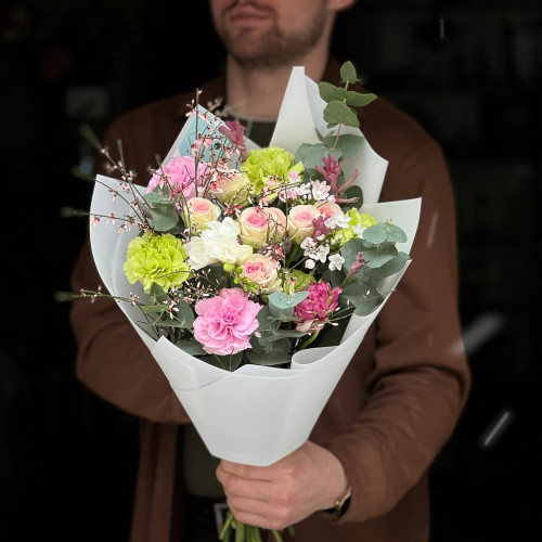 Ніжний букет із весняним настроєм «Тендітна Оксана»