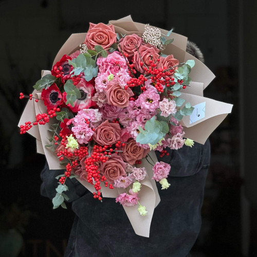 Роскошный объёмный букет с розой Barista «Кофейное кружево»