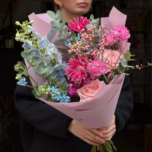 Милий букет із герберою «Малиновий присмак»