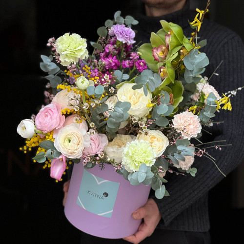 Барвиста композиція з екзотичним цимбідіумом «Фруктові нотки»