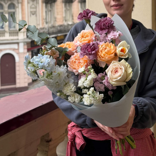 Мереживний букет «Глибока валентинка»