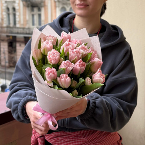 Букет із 15 преміальних піоновидних тюльпанів Dreamer