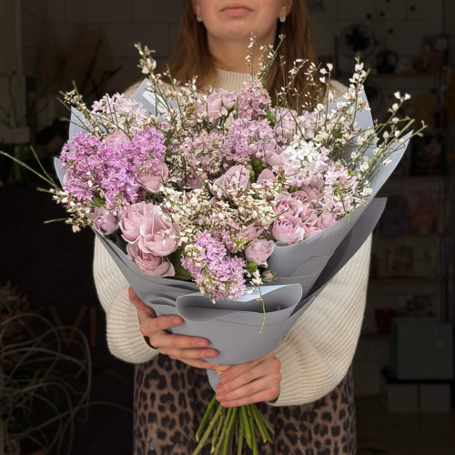 Запашний букет з бузком та геністою «Бузкова хмара»