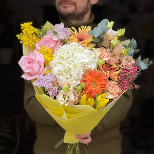 Барвистий букет в акварельних тонах «Світлі сподівання»
