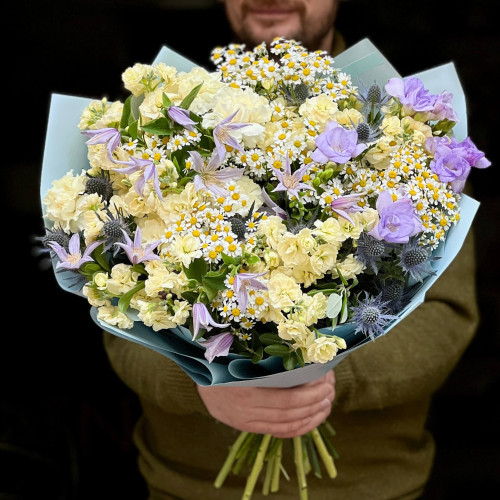 Пухкий букет у польовому стилі «Мерехтливі поля»