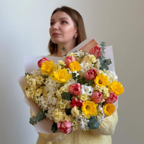 Запашний весняний букет «Яскрава галявина»