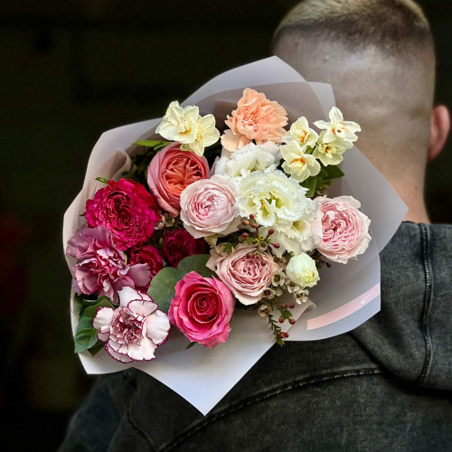 Тендітний ароматний букет «Комплімент для феї»