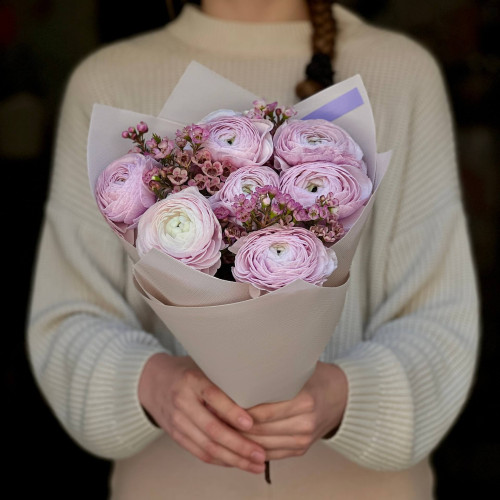 7 незвичних ранункулюсів Nebbia з хамелаціумом «Аметистовий сон»