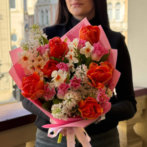 Соковитий весняний букет із додаванням бузку «Весняний джус»