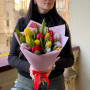 17 кольорових тюльпанів у букеті «Мить весни»