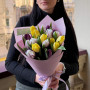Весняний букет із 17 тюльпанів «Крихітка весна»
