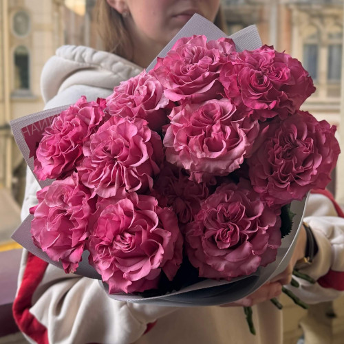 11 троянд сорту Country Blues у букеті «Кучерява розкіш»