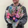 Милий весняний букет з ароматними гіацинтами «Запашний березень»