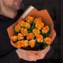 17 піоновидних тюльпанів сорту Orange Princess у букеті «Теракотове намисто»