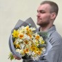 Микс из 33 ароматных нарциссов в букете «Душистый мёд»