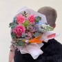 Интересный букет с экзотической стрелицией «Райский комплимент»