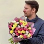 Мікс із 41 піоновидного та бахромчастого тюльпана у букеті «Сяйво кохання»