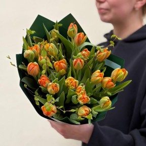 25 піоновидних тюльпанів у букеті «Сонячна Сицилія»