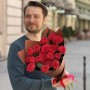 7 веток кустовой пионовидной розы Bella Linda Brick в букете «Страстное желание»