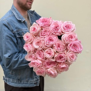 Півонієвидна троянда сорту Pink O'Hara
